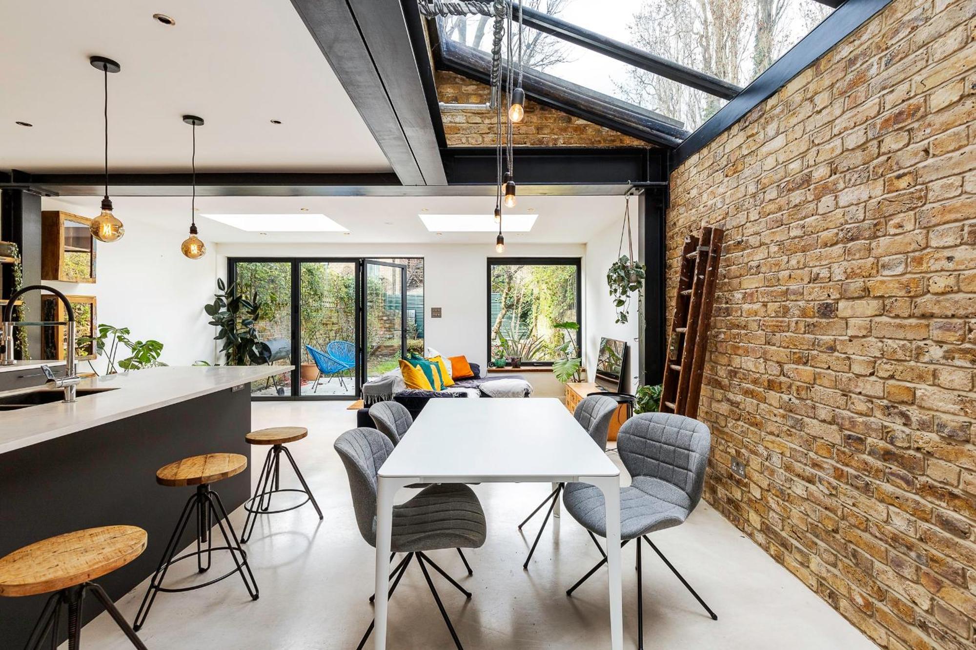 Spacious And Charming Brixton * Londra