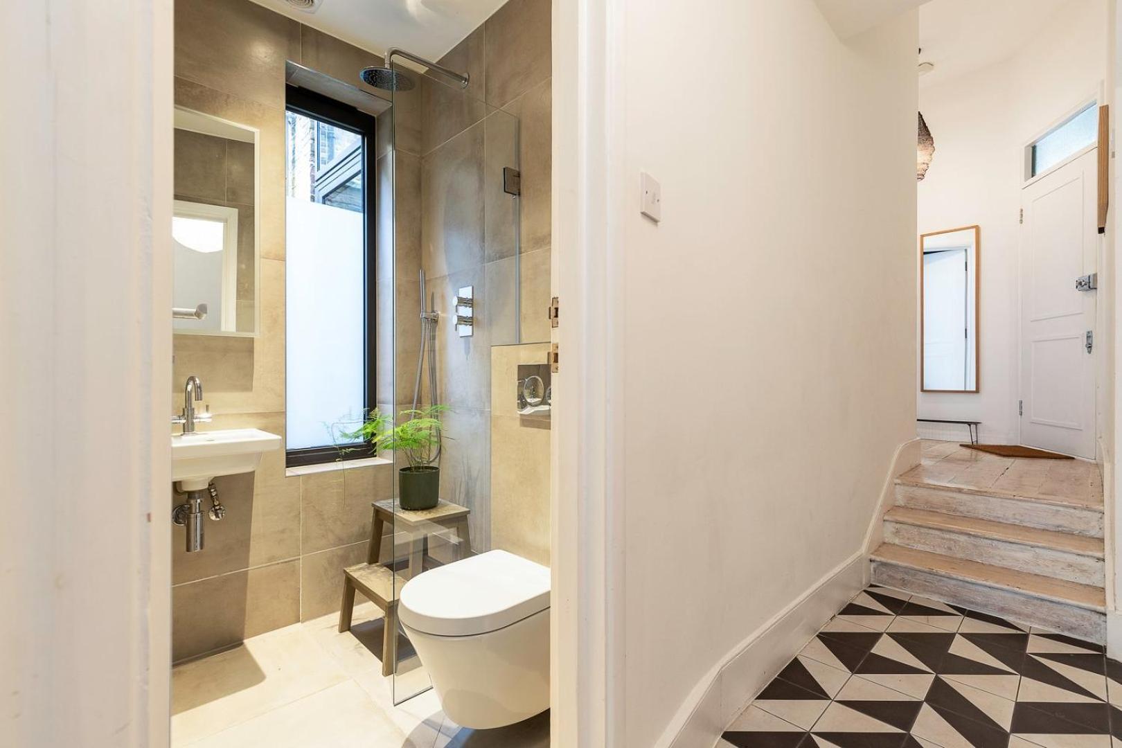 Spacious And Charming Brixton Apartment *